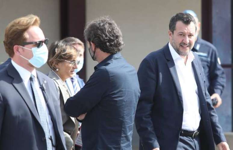 Matteo Salvini após audiência de processo em Palermo