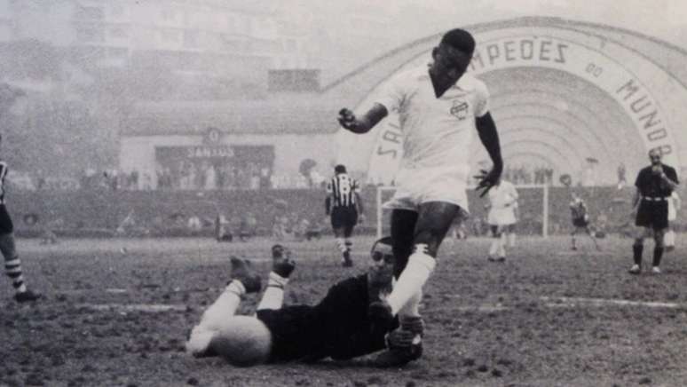 Depois da Libertadores de 1962, o Santos foi campeão mundial (Reprodução)