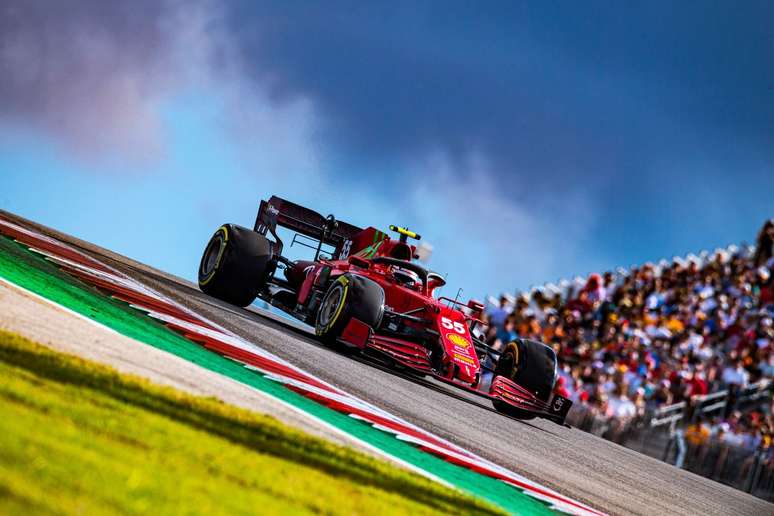 Carlos Sainz ficou em sétimo nos EUA 