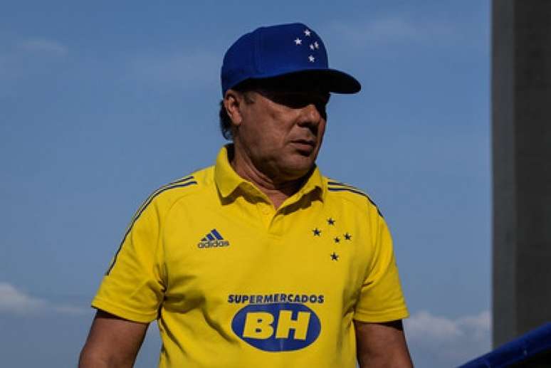 Luxa já pensa em como organizar a equipe na reta final da segunda divisão -(Gustavo Aleixo/Cruzeiro)