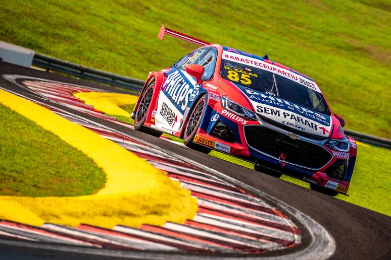 Guilherme Salas venceu a corrida 1 disputada no circuito de Velocittà 