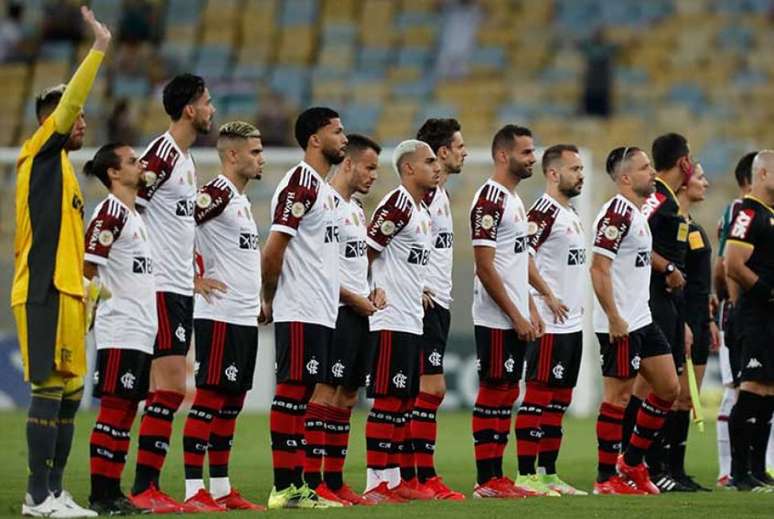 Jogadores do Flamengo antes da derrota para o Fluminense no clássico (Foto: Gilvan de Souza / Flamengo)