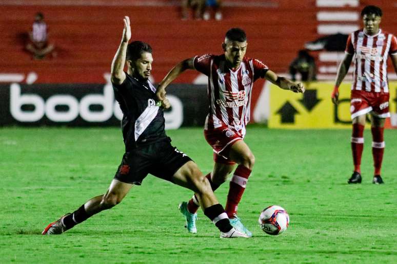Jailson jogador do Náutico durante partida contra o Vasco pelo campeonato Brasileiro B 2021