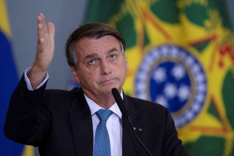 Bolsonaro teve primeiro vídeo derrubado do Facebook e Instagram