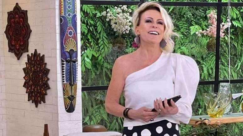 Ana Maria Braga no comando do 'Mais Você'