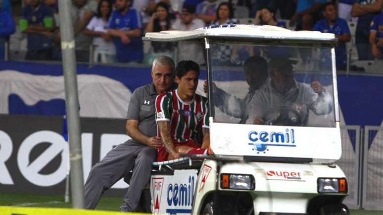 Em 2018, pelo Flu, Pedro se lesionou em partida contra o Cruzeiro e precisou ser operado (Foto: Fernando Michel)