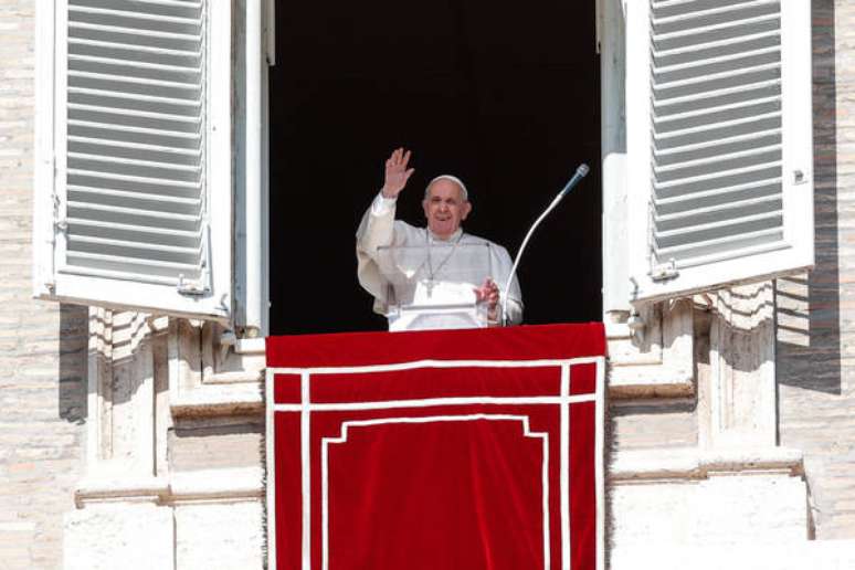 Papa Francisco celebra Angelus no Vaticano