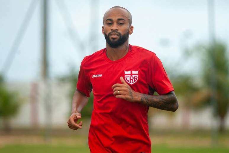 Galo da Praia é o 5º colocado na Série B (Foto: Divulgação / CRB)