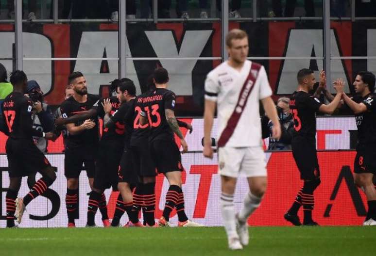 Milan venceu o Torino por 1 a 0 em Milão (Foto: MARCO BERTORELLO / AFP)