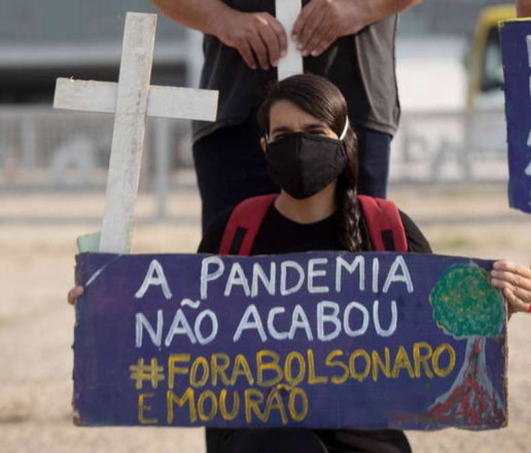 Brasil tem mais 13.424 casos e 442 mortes por Covid