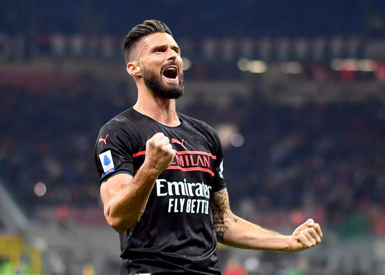Milan bate o Torino e assume a ponta provisória do Italiano