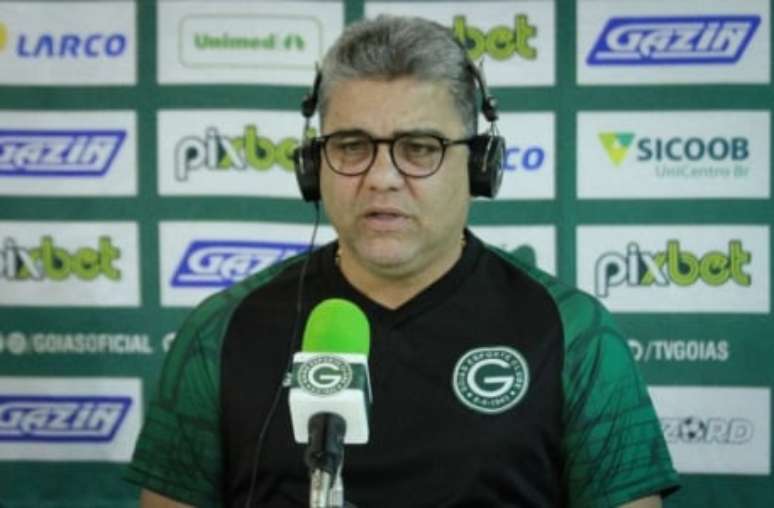 Marcelo Cabo é o técnico do Goiás (Foto: Rosiron Rodrigues/Goiás EC)