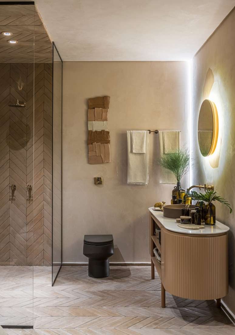 10. Banheiro moderno com cuba deca redonda e espelho de led – Projeto Beatriz Quinelato e Foto Renato Navarro