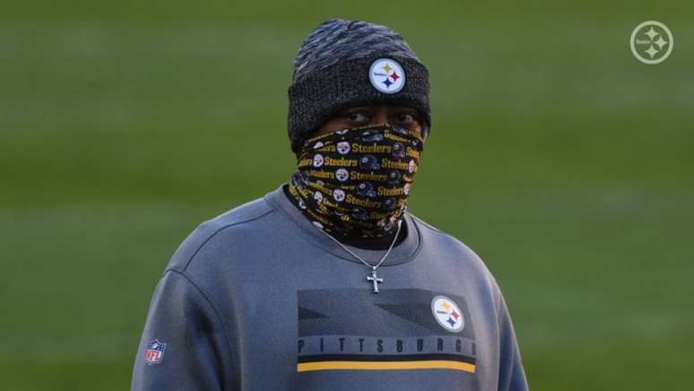 Mike Tomlin não aprovou a atuação dos Steelers contra os Ravens. (Foto: Karl Roser/Pittsburgh Steelers)