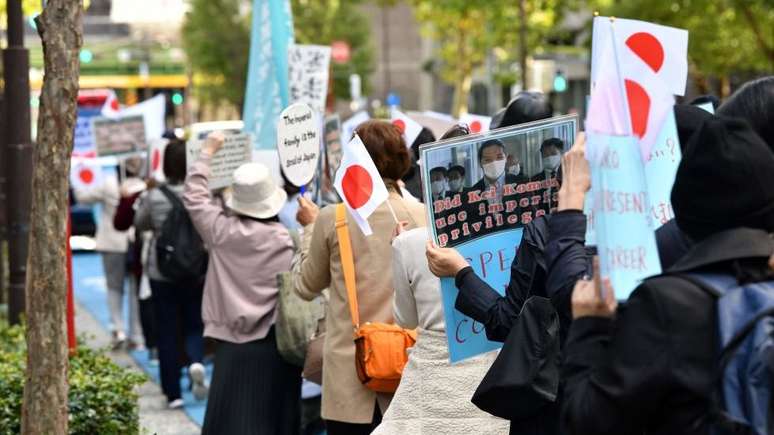 Houve protesto contra casamento