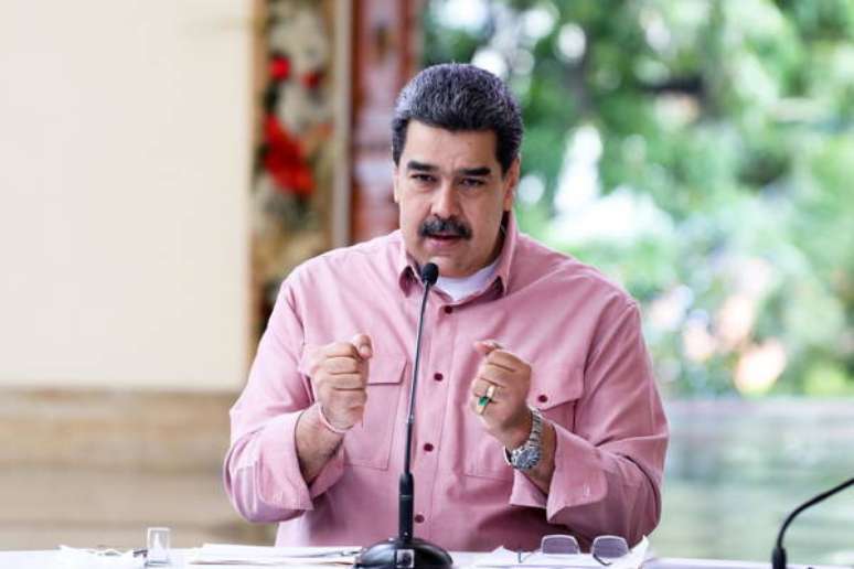 Maduro atacou Bolsonaro por live sobre Covid