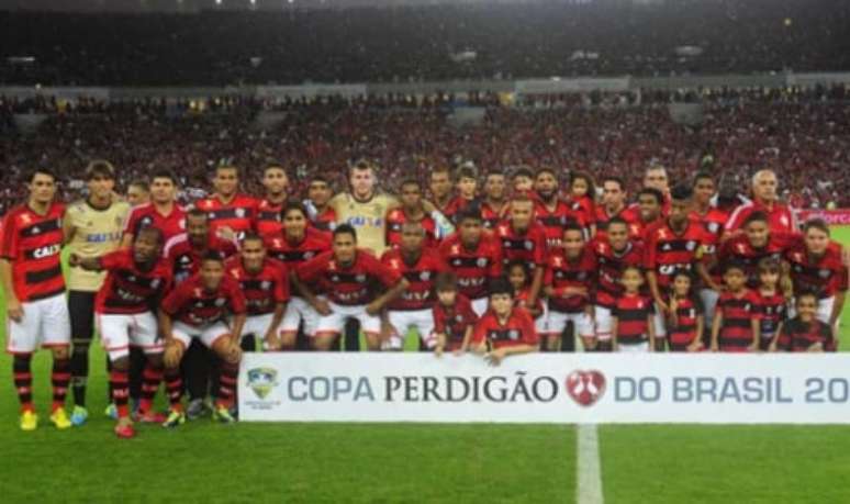 Em 2013, Flamengo foi o campeão da Copa do Brasil e terminou o Brasileiro na 16ª colocação (Foto: Divulgação/Flamengo)