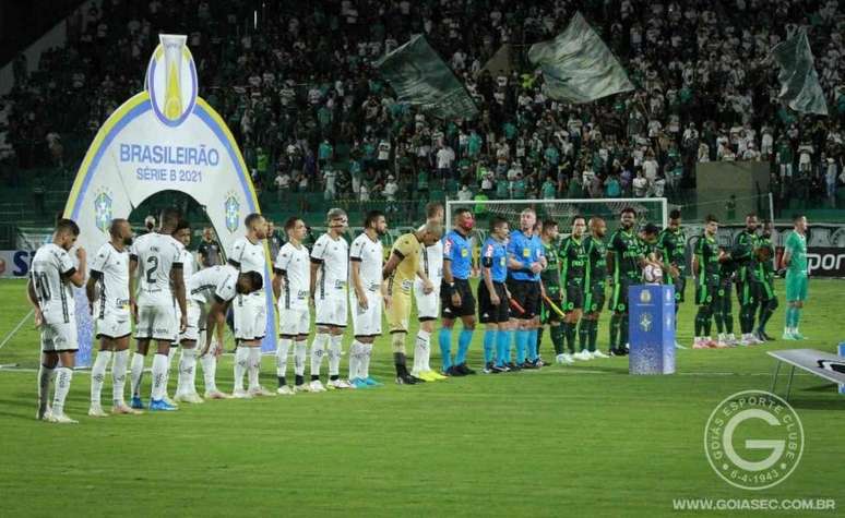 Botafogo e Goiás ficaram no empate pela Série B (Foto: Rosiron Rodrigues/Goiás EC)