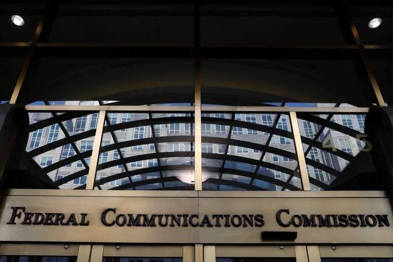 Sede da Federal Communications Commission em Washington, D.C., EUA, 
29/08/2020
REUTERS/Andrew Kelly