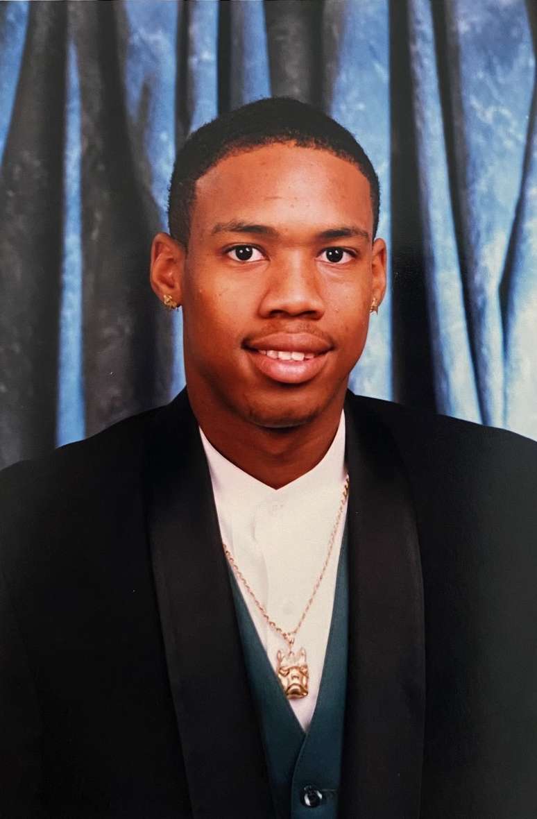 A campanha Justice for Julius (Justi&ccedil;a para Julius), que defende a inoc&ecirc;ncia Jones, vem atraindo o interesse da imprensa e de ativistas, pol&iacute;ticos e celebridades