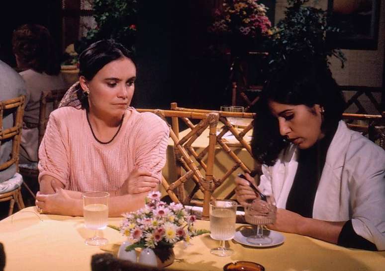 Cena da novela 'Vale Tudo', de 1988, com Regina Duarte e Glória Pires.   
