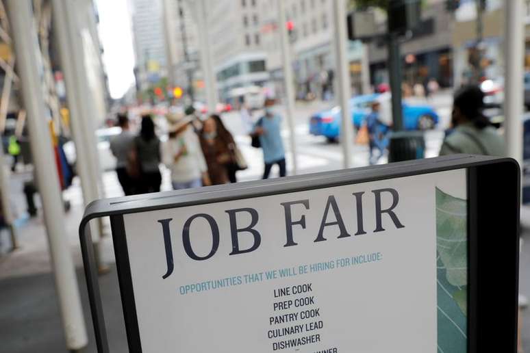  Feira de trabalho em Manhattan, Nova York
3/9/2021 REUTERS/Andrew Kelly