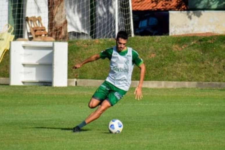 Lucas Kal pede que o América pressione o Fortaleza no duelo do próximo sábado, em BH (João Zebral/América-MG)