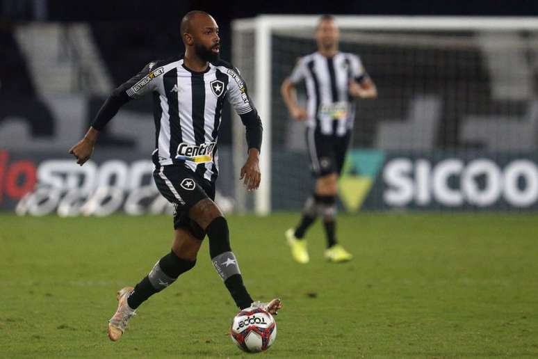 Chay em ação pelo Botafogo (Foto: Vítor SIlva/Botafogo)