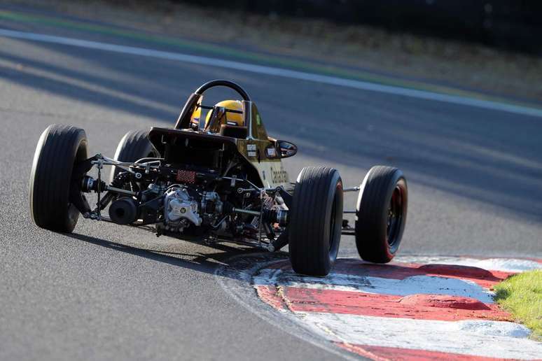 Moreno em ação com seu Van Diemen RF80 em Brands Hatch