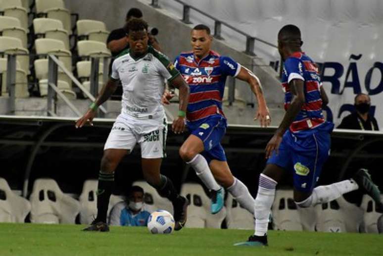 O Fortaleza não tomou conhecimento do Coelho no turno, aplicando uma goleada de 4 a 0 nos mineiros-(Marina Almeida/América-MG)