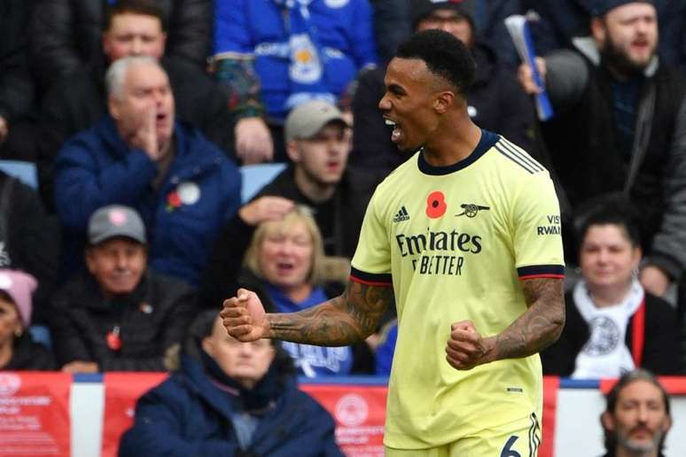 Gabriel Magalhães marcou seu primeiro gol pelo Arsenal na temporada 2021/22 Foto: JUSTIN TALLIS / AFP)