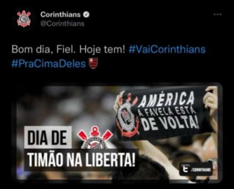 Tweet do Corinthians sobre a Libertadores também ganhou o escudo do Flamengo (Reprodução / Twitter)