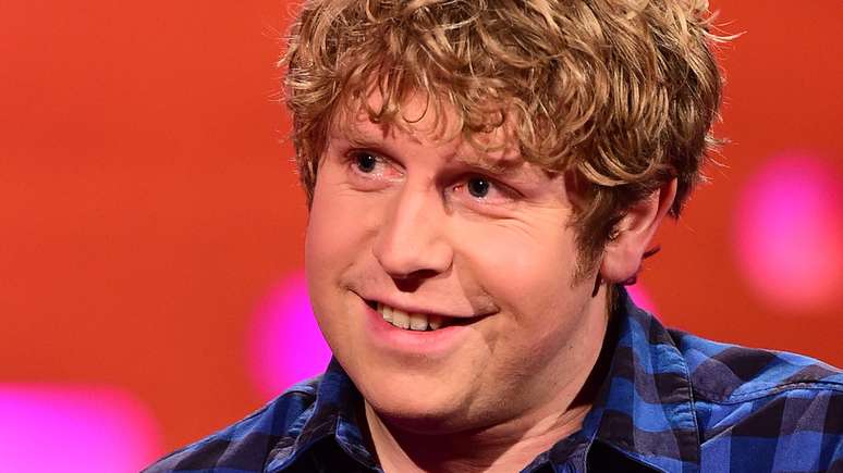 O comediante brit&acirc;nico Josh Widdicombe descobriu seu parentesco com o rei Eduardo 1&deg;