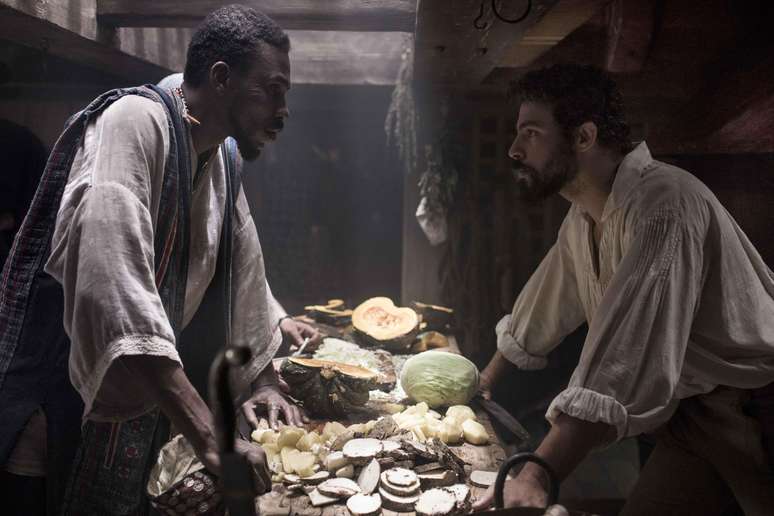 Sergio Laurentino e Cauã Reymond em cena do filme 'A Viagem de Pedro'