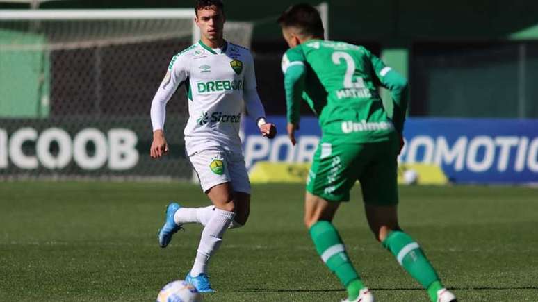 Equipe serão adversárias nesta quinta-feira (4) pelo Brasileirão (AssCom Dourado)