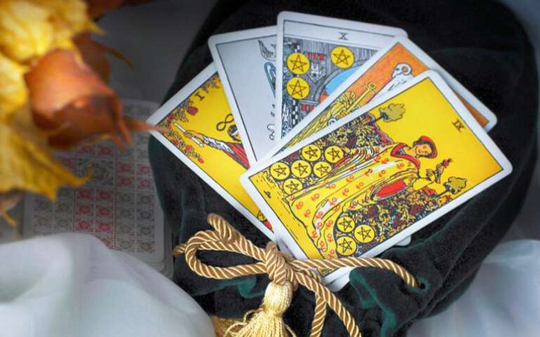 Tarot online e de GRAÇA: saiba o que as cartas podem dizer sobre a sua sorte  neste início de ano