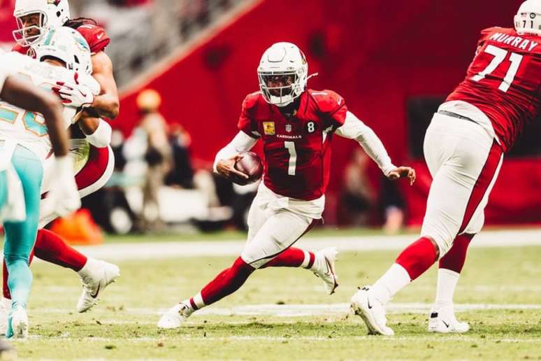 Kyler Murray ainda não está em plenas condições físicas (Arizona Cardinals/Reprodução/Twitter)