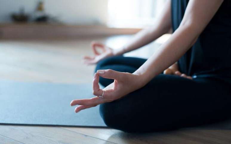 Corpo e mente podem ser beneficiados pela prática da meditação - Shutterstock.
