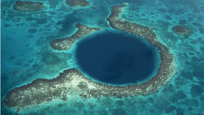 Barreira de corais de Belize é a segunda mais extensa do mundo