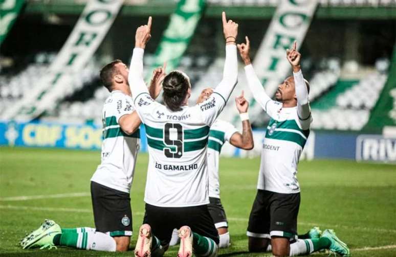 Após 17 rodadas, o Coritiba não é mais líder da Série B (Divulgação/Coritiba)