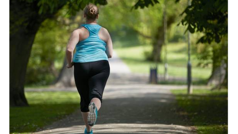 Para Marie-No&euml;lle H&eacute;bert, "&eacute; dif&iacute;cil identificar-se como uma pessoa gorda, porque sempre associamos isso &agrave; falta de beleza".