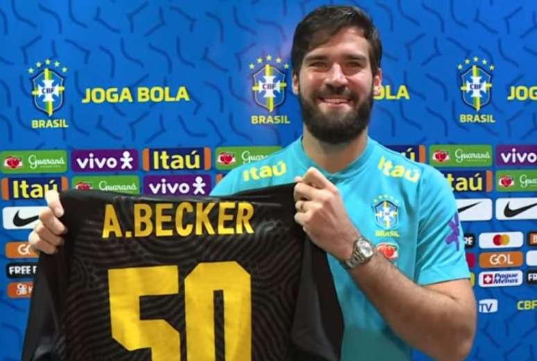 'Para nós, sempre o próximo jogo é o mais importante', garantiu Alisson (Reprodução / CBF TV)