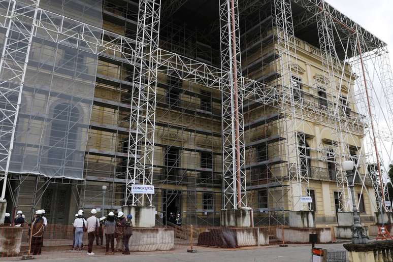 Início das obras de restauração da fachada e telhado do Museu Nacional, na Quinta da Boa VIsta, após ser atingido por um incêndio em 2019