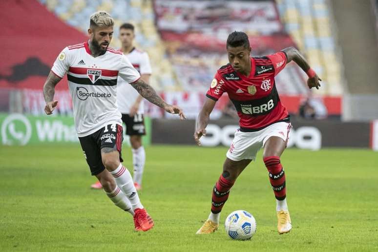 Flamengo x São Paulo: onde assistir ao vivo, horário e escalações, lance ao  vivo 