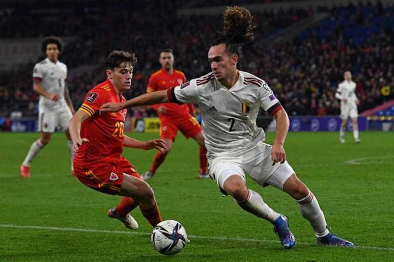 País de Gales e Bélgica ficaram no empate em 1 a 1, em Cardiff (Foto: Paul ELLIS / AFP)