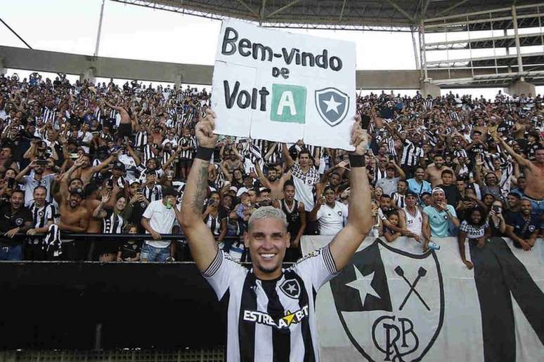 Rafael Navarro é o artilheiro do Botafogo em 2021 (Foto: Vítor Silva/Botafogo)
