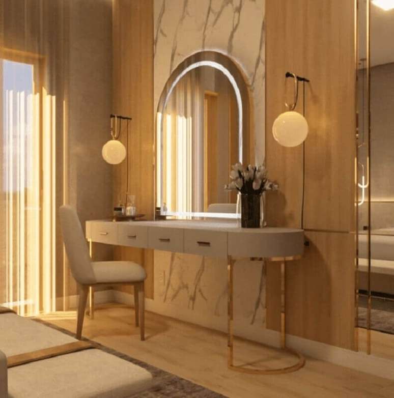 23. Cores neutras par quarto decorado com penteadeira moderna e cadeira almofadada &ndash; Foto: Arquiteta Emily Irie