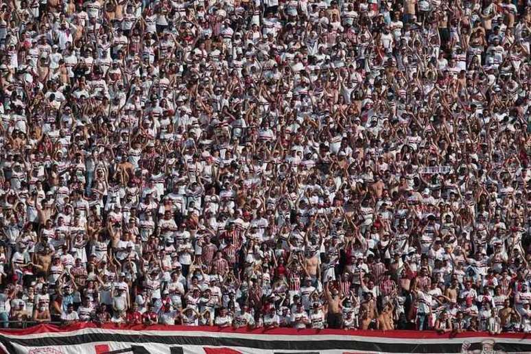 Independente se reuniu com líderes do elenco do São Paulo nesta terça-feira (Foto: Rubens Chiri / saopaulofc.net)