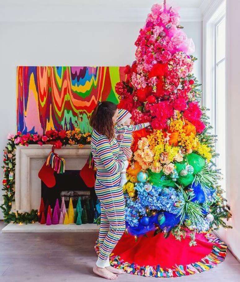 49. Flores para &aacute;rvore de natal colorida e diferente &ndash; Foto Obeki