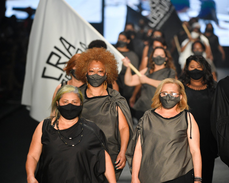 Desfile Cria Costura 